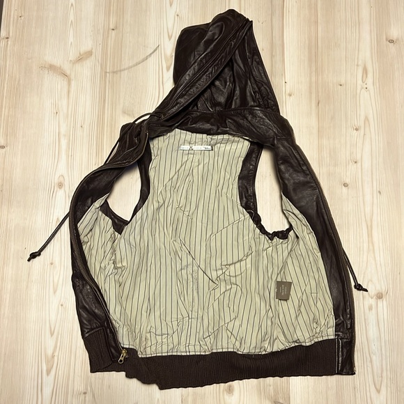 Mike & Chris Brown Leather Hoodie Vest - Picture 5 of 9